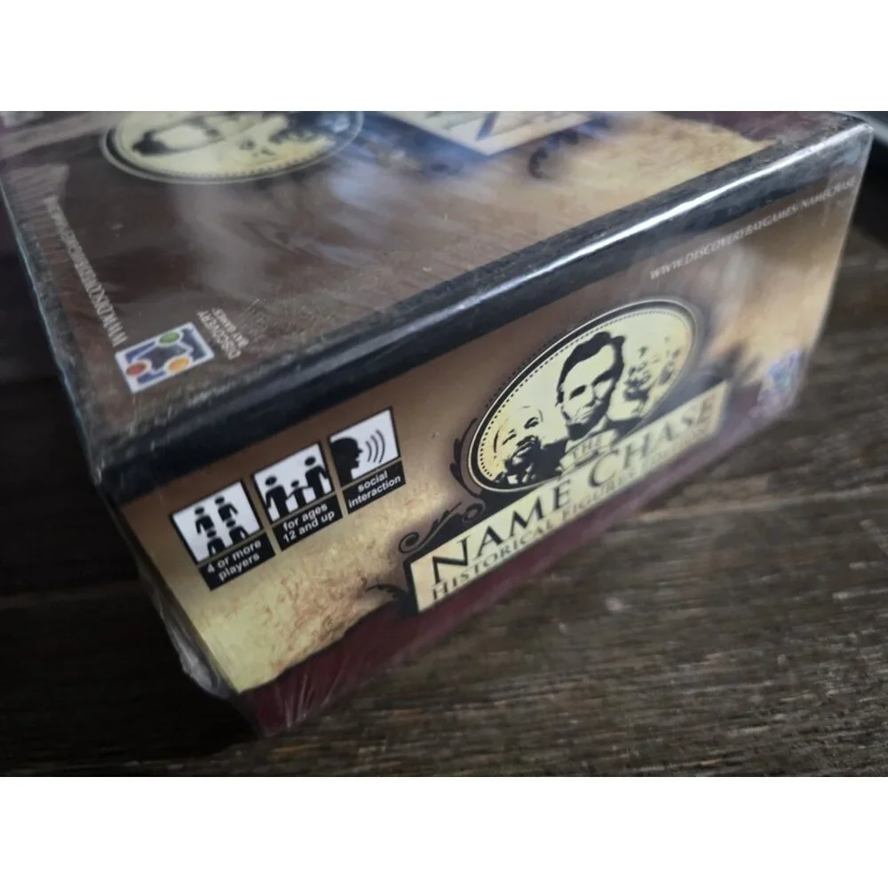 NWT The Name Chase Historical Figures Edition Card Game Discovery Bay Games